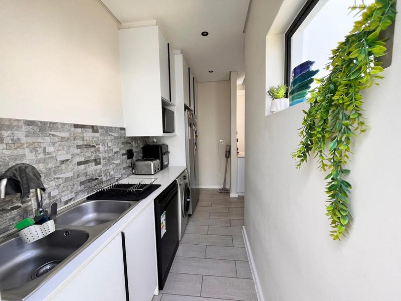 2 Bedroom Property for Sale in Sandown Western Cape